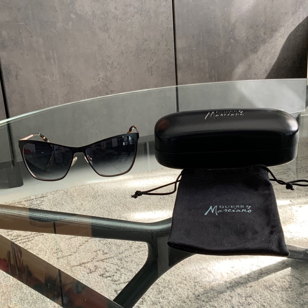 Guess by Marciano Black Sunglasses with Case